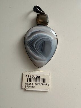 Agate and smoke pendant